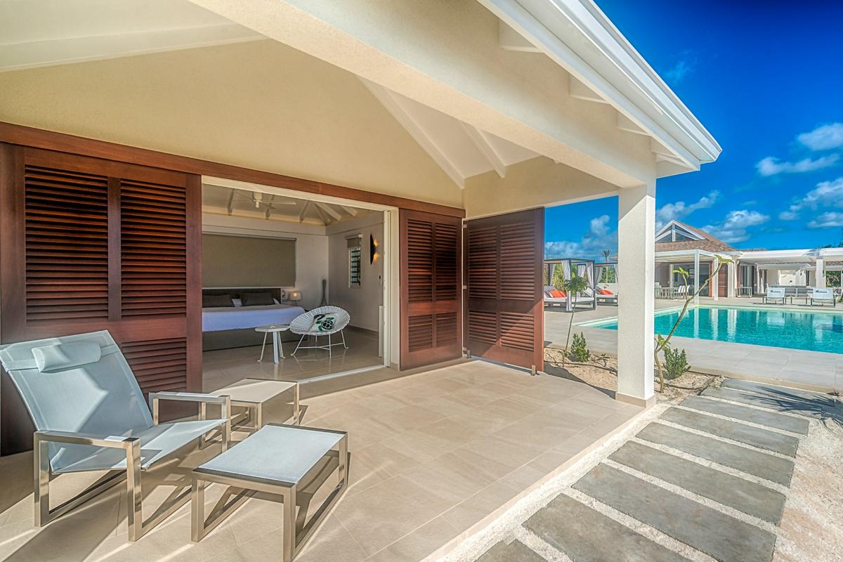 Luxury Beach Front Villa rental - Bedroom and terrace 1